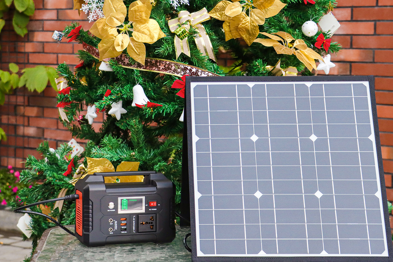 200W Portable Power Station with 50W 18V Portable Solar Panel-3